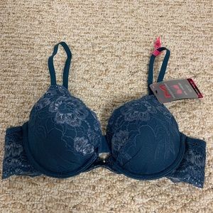 Maidenform Plunge Push-Up Bra 34B